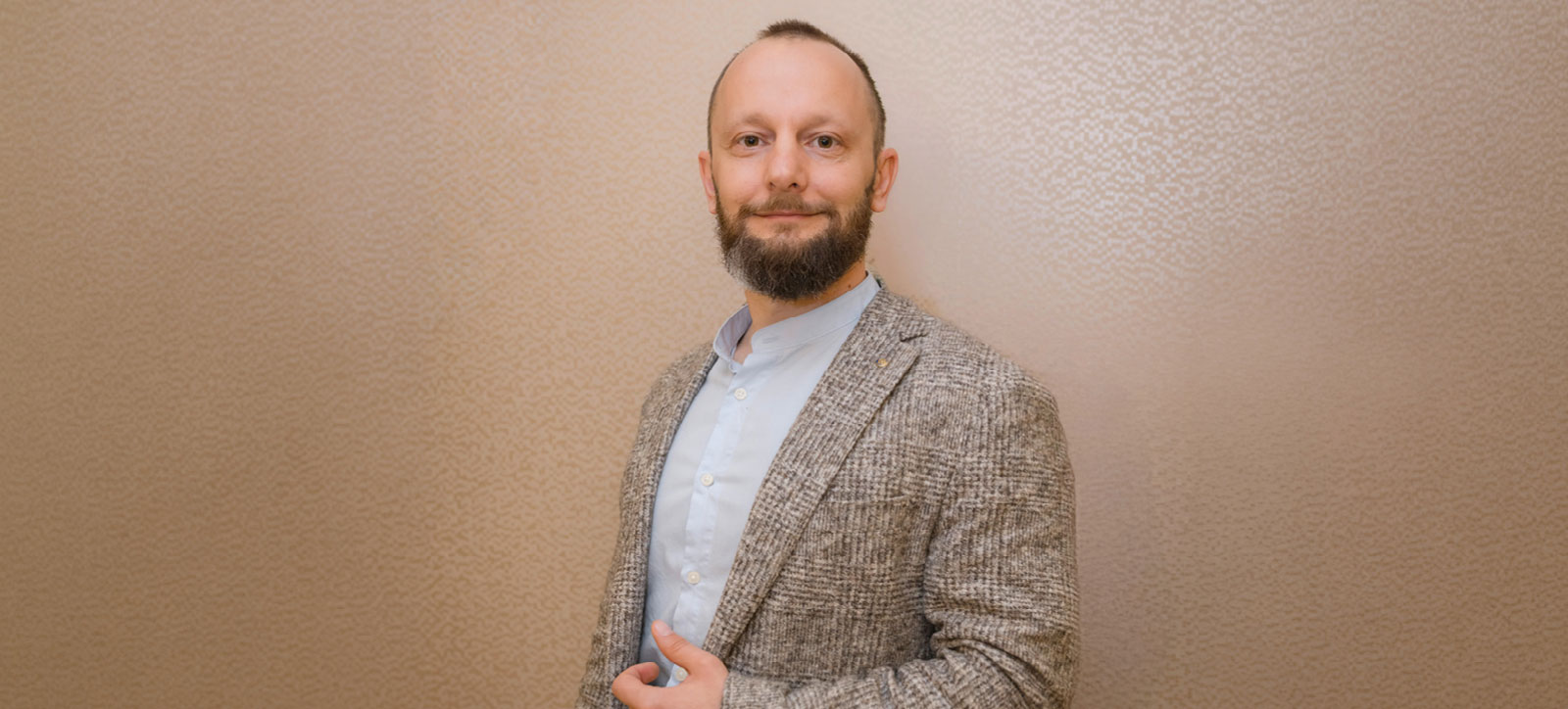 Head shot of Ukrainian academic Roman Nebesnyi