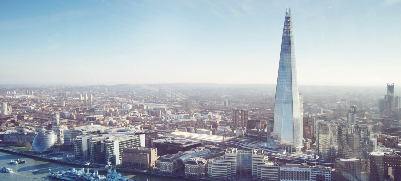 image of london skyline