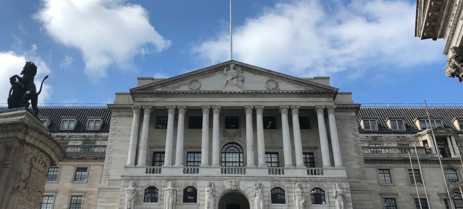 A picture of the Bank of England building in London